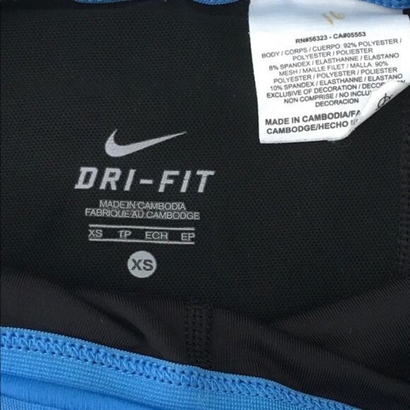 Nike Black Dri-Fit Workout Capris Zippered Pocket XS - Picture 3 of 4